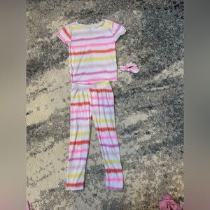 Girls sweet dreams size 5 pajamas and scrunchie